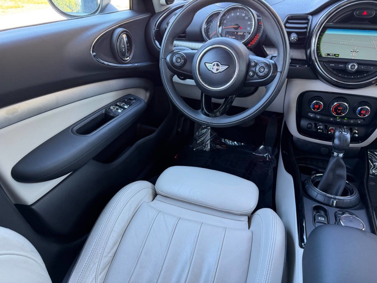 Used 2017 MINI Cooper Clubman S image 16