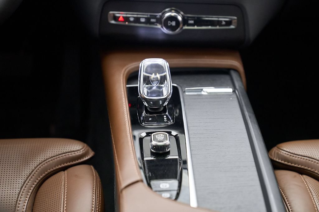 Certified 2023 Volvo XC90 B6 Ultimate AWD/4WD image 34