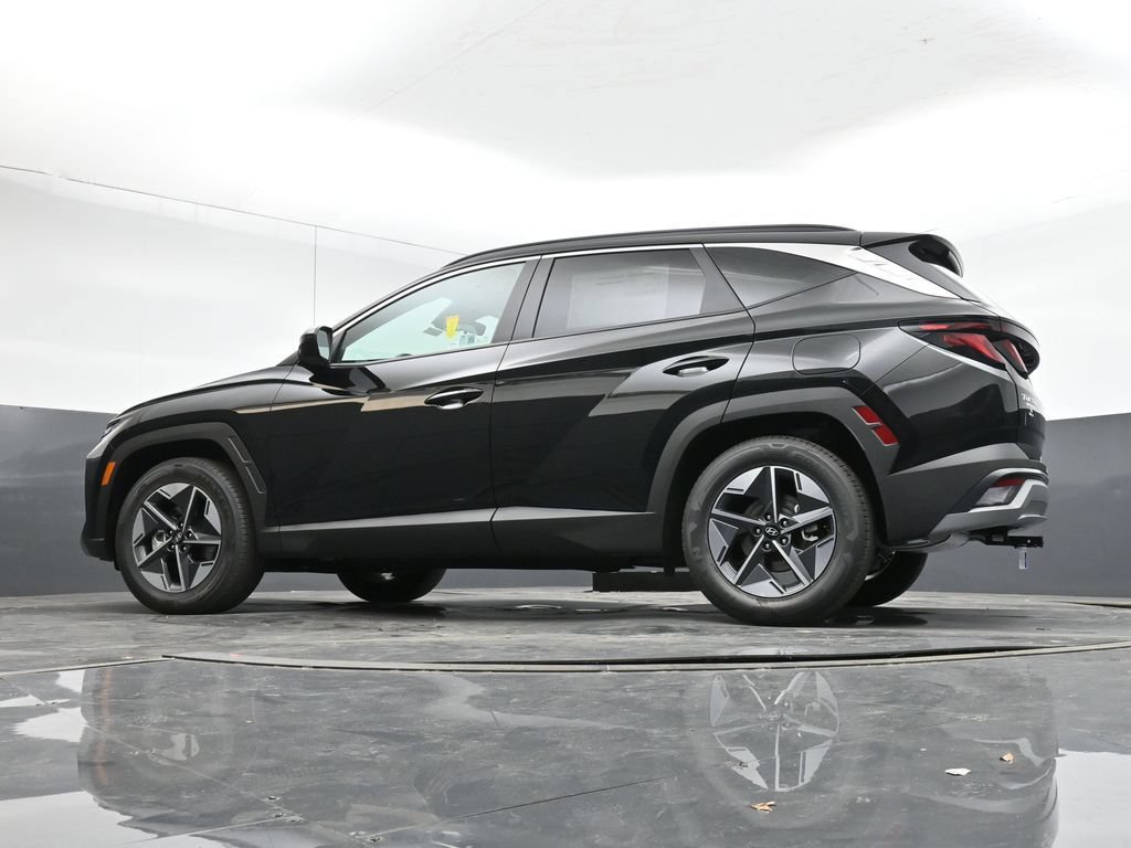 Used 2025 Hyundai Tucson SEL FWD image 11