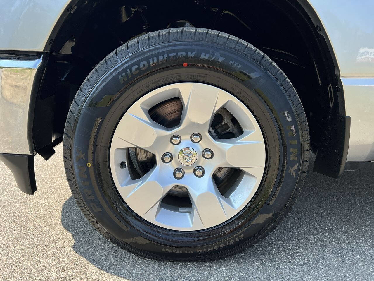 Used 2019 RAM 1500 Big Horn image 11