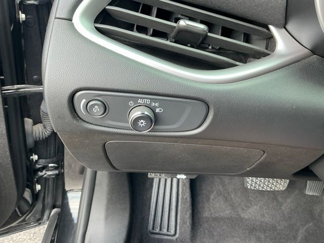 Used 2021 Chevrolet Malibu RS image 19