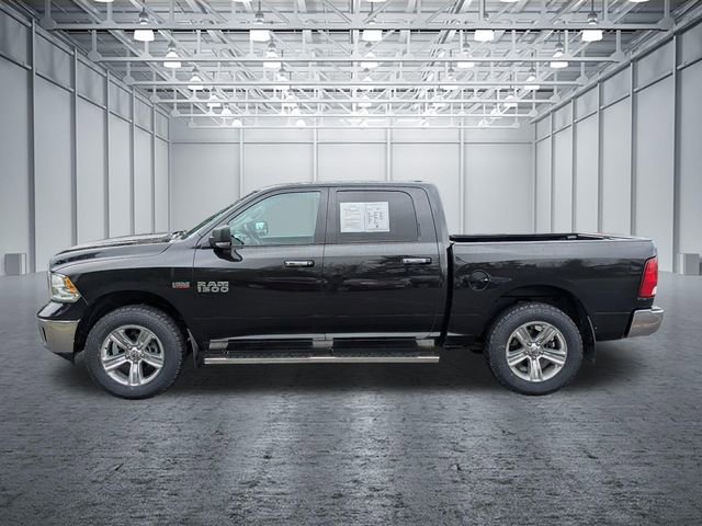 Used 2017 RAM 1500 Classic SLT w/ SLT Plus D￩cor Group image 2