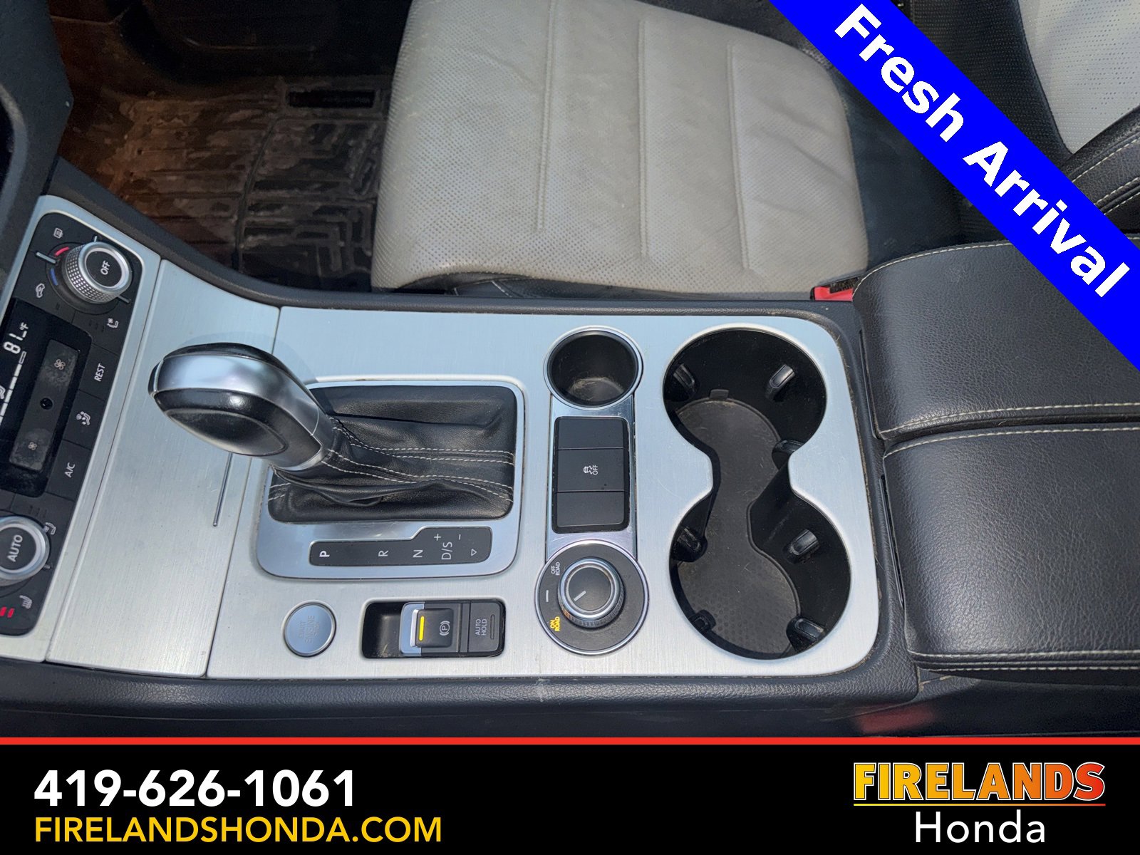 Used 2017 Volkswagen Touareg Wolfsburg Edition image 25