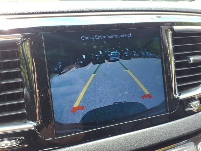 Used 2017 Chrysler Pacifica Touring-L Plus FWD image 29