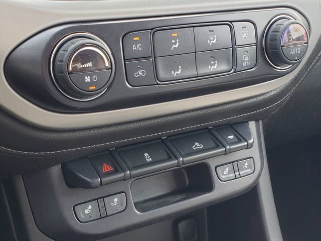 Used 2015 GMC Canyon SLT image 20