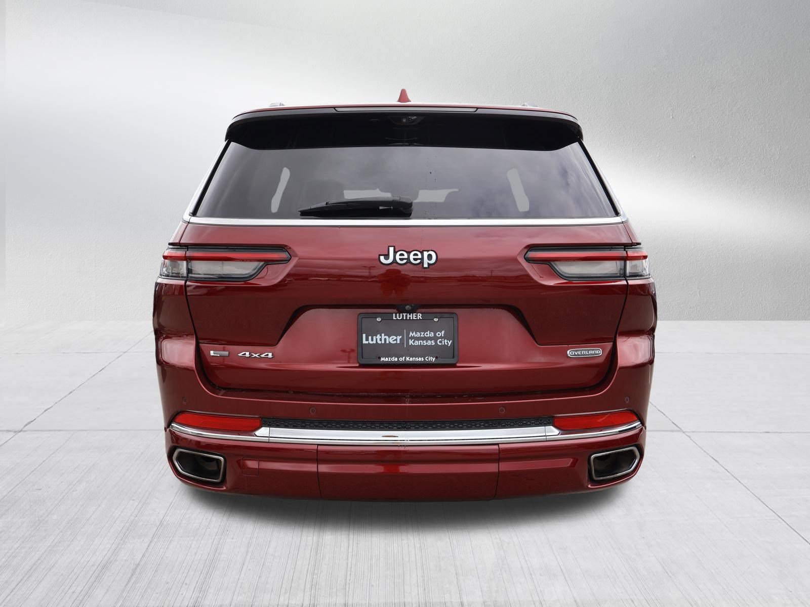 Used 2021 Jeep Grand Cherokee L Overland w/ Advanced Protech Group III AWD/4WD image 6