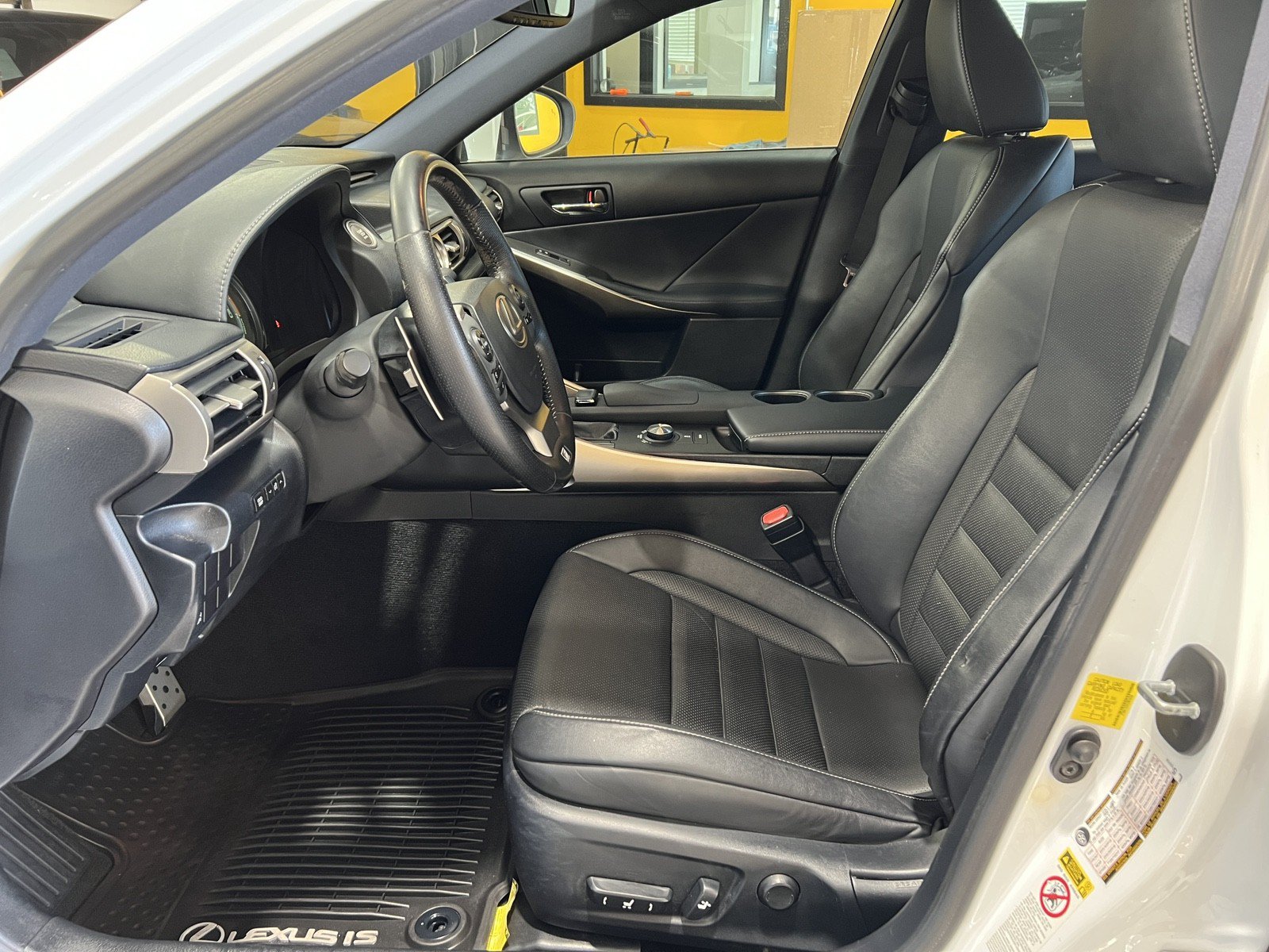 Used 2016 Lexus IS 200t RWD image 14