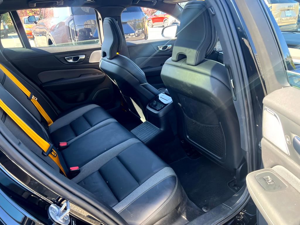 Used 2024 Volvo V60 T8 Polestar image 7