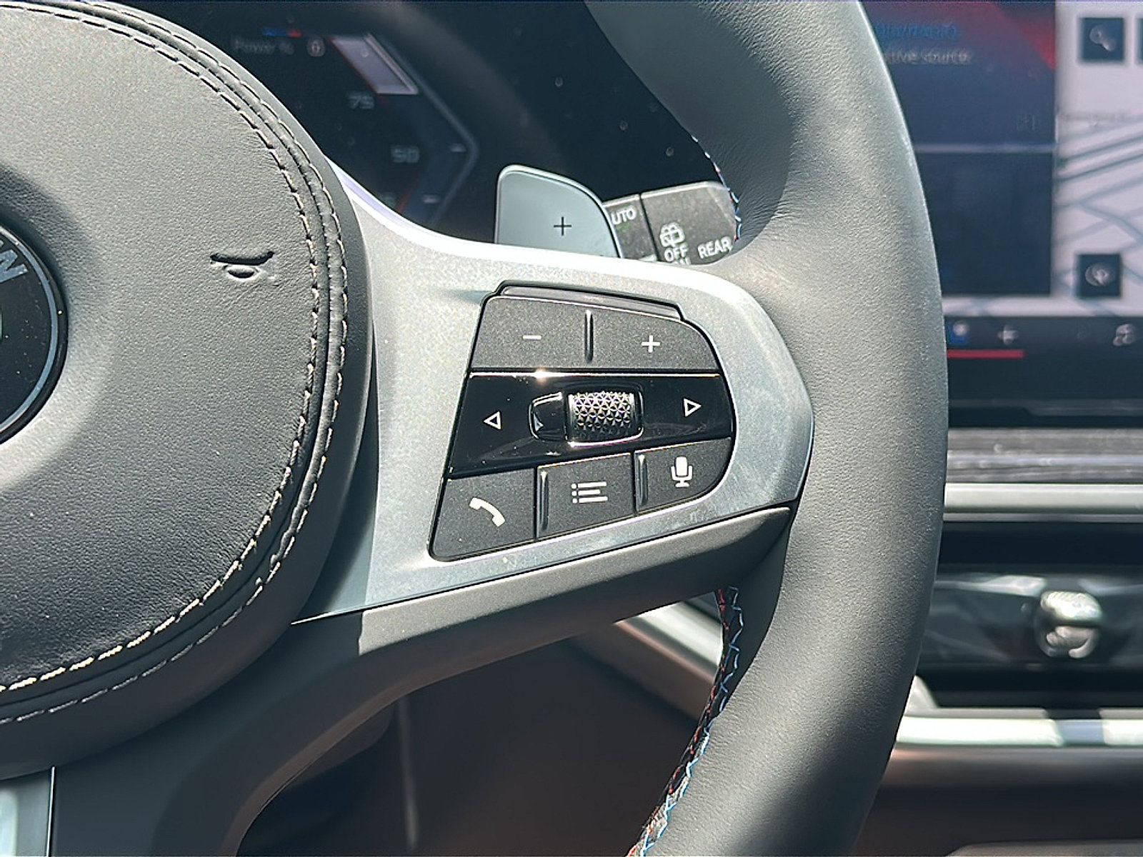 New 2026 BMW X7 M60i image 18