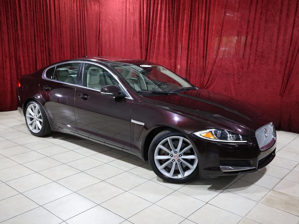 Used 2015 Jaguar XF Sport RWD image 2