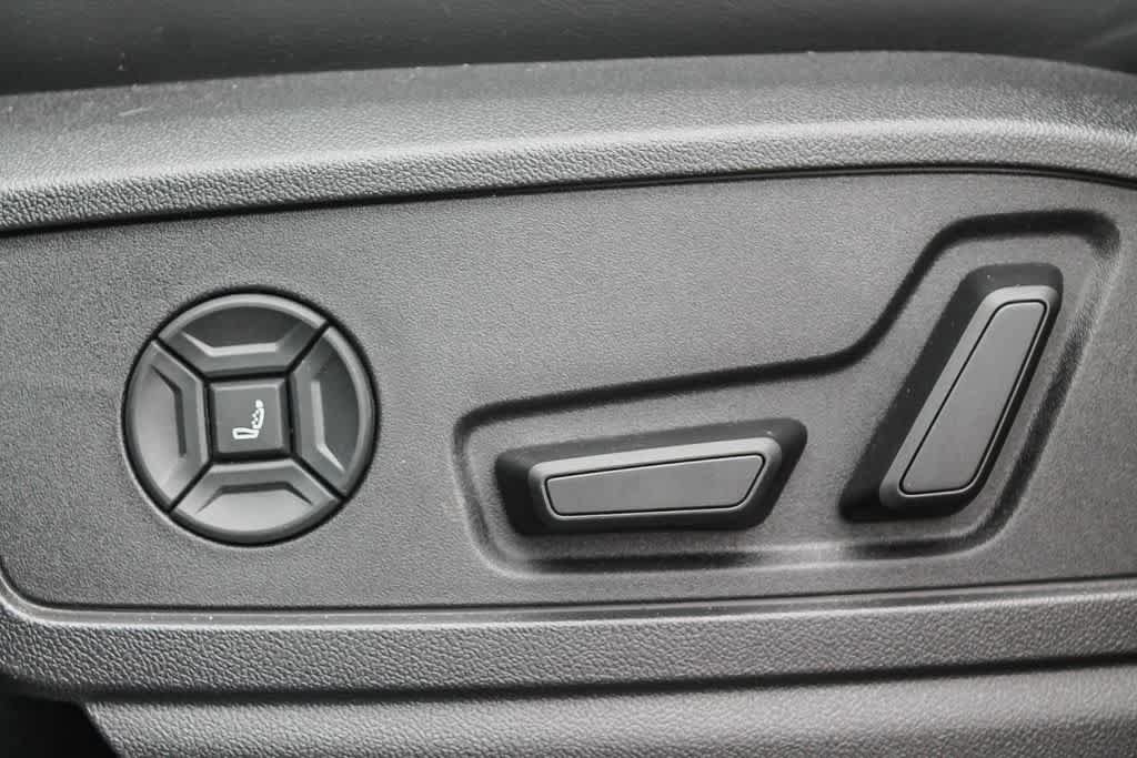 Used 2025 Audi SQ5 Premium Plus w/ Premium Plus Package AWD/4WD image 24