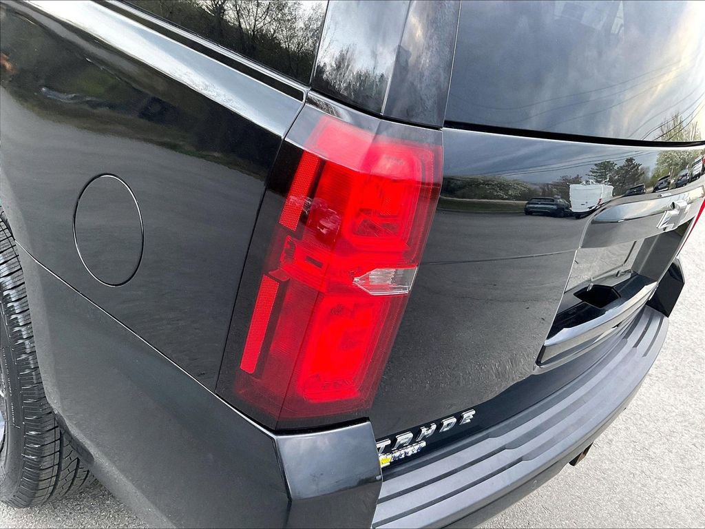 Used 2017 Chevrolet Tahoe LT w/ Z71 Midnight Edition AWD/4WD image 34