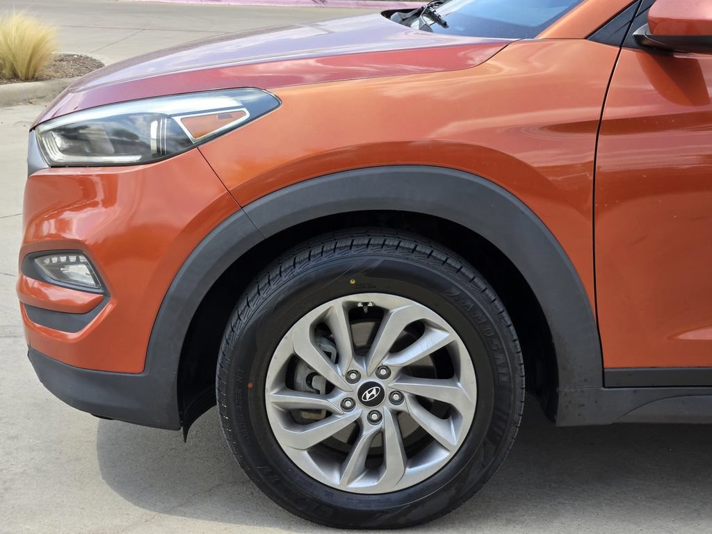 Used 2016 Hyundai Tucson SE w/ Option Group 02 FWD image 7