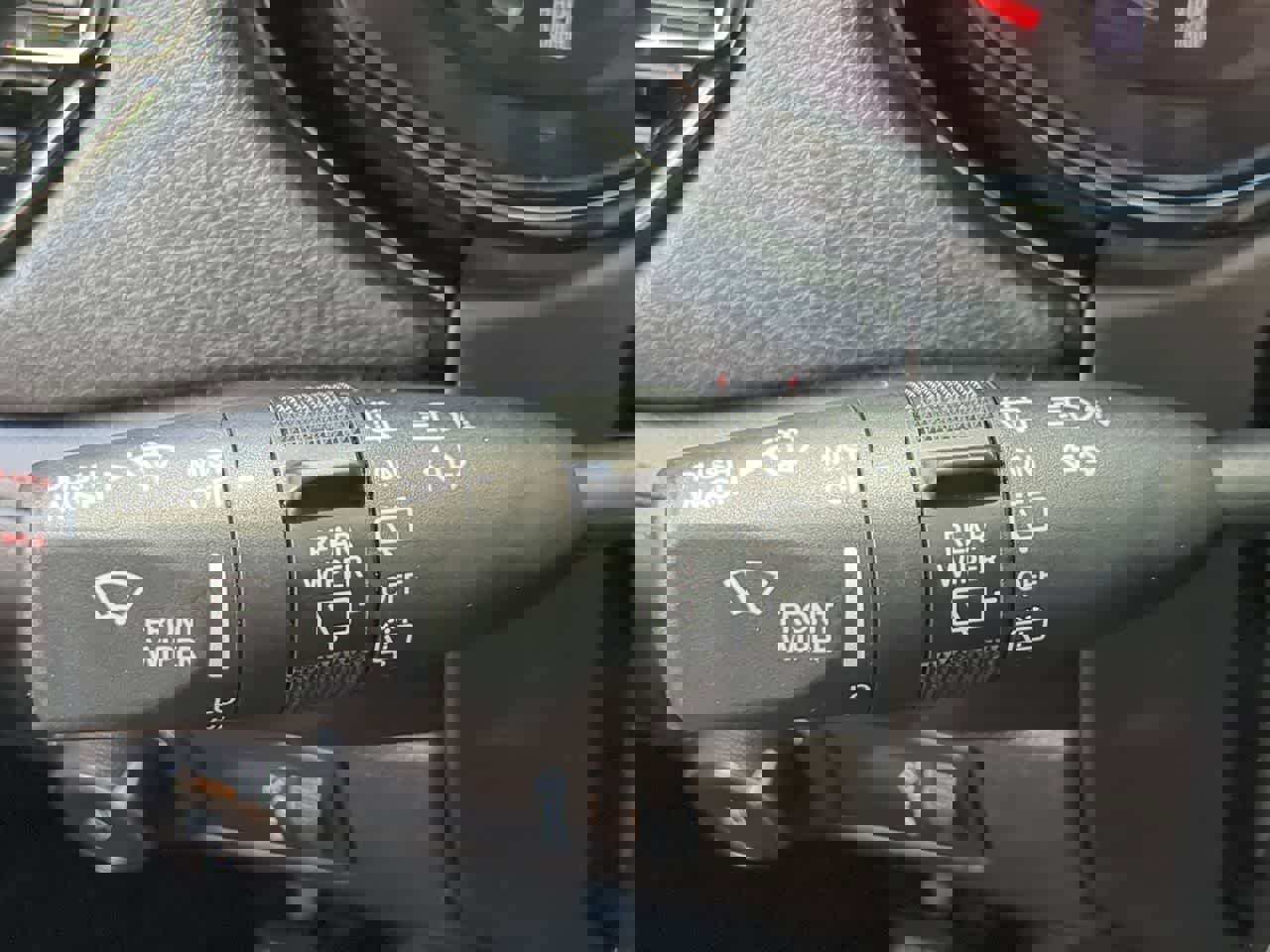 Used 2023 Dodge Durango GT image 29