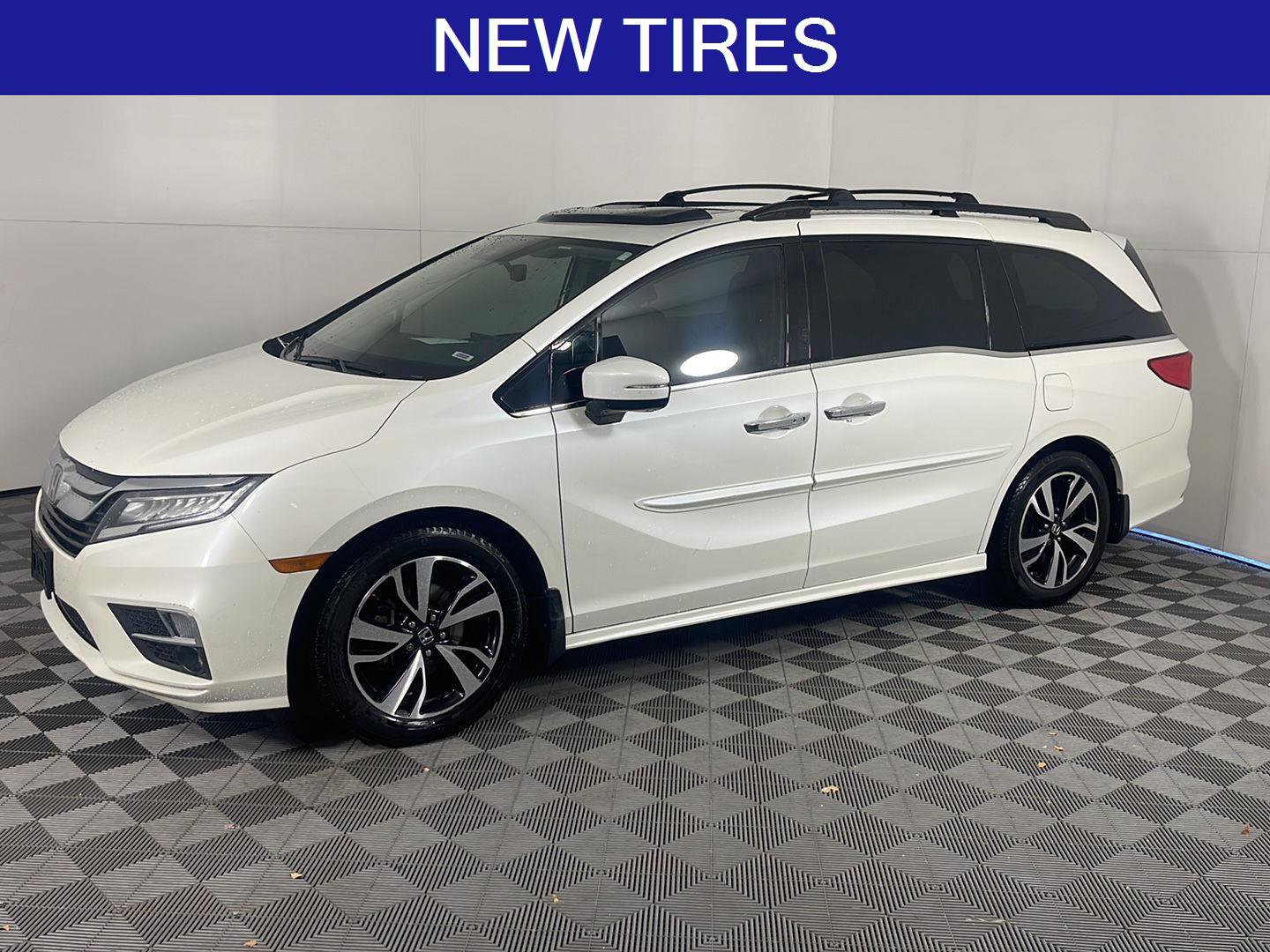 Used 2018 Honda Odyssey Elite