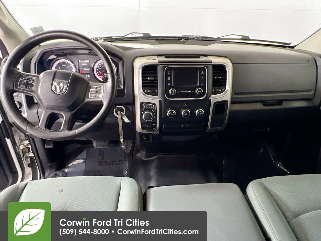 Used 2020 RAM 1500 Classic SLT image 7