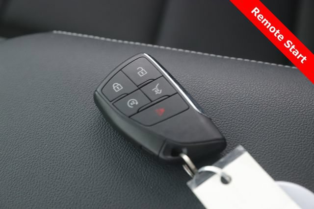 Used 2025 Chevrolet Blazer EV LT AWD/4WD image 3