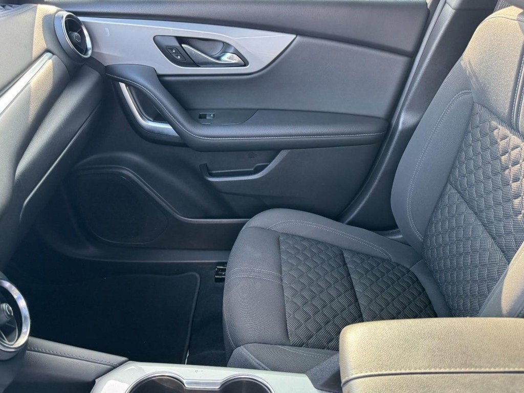 Used 2022 Chevrolet Blazer LT image 13