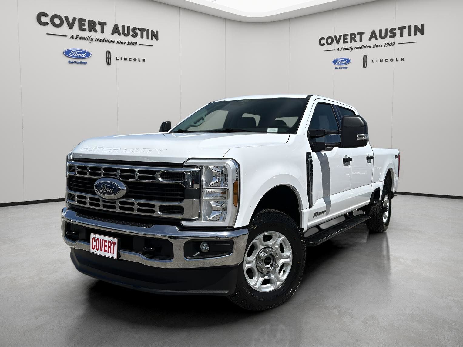 Used 2025 Ford F350 XLT image 1