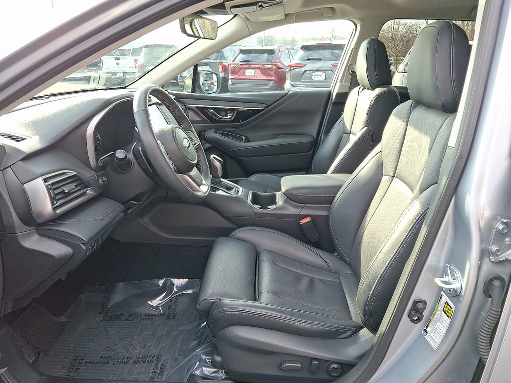 Certified 2025 Subaru Outback Limited AWD/4WD image 15