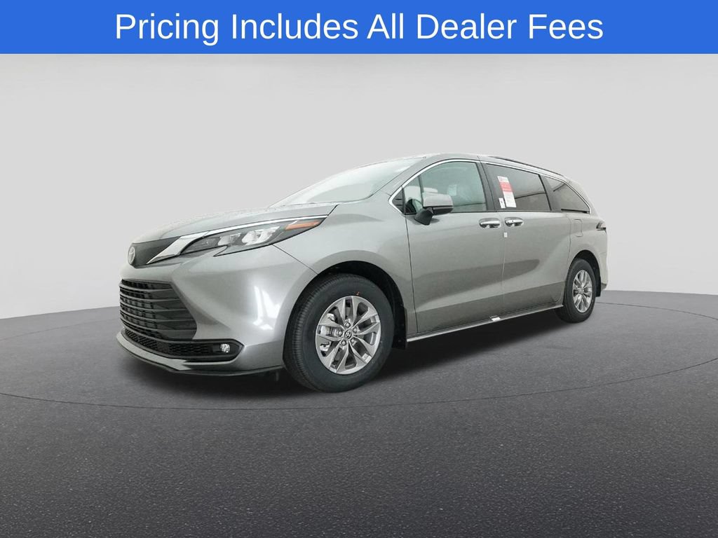 New 2026 Toyota Sienna XLE FWD image 17