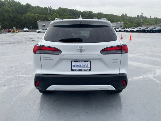 Certified 2023 Toyota Corolla Cross XLE w/ Convenience Package AWD/4WD image 11