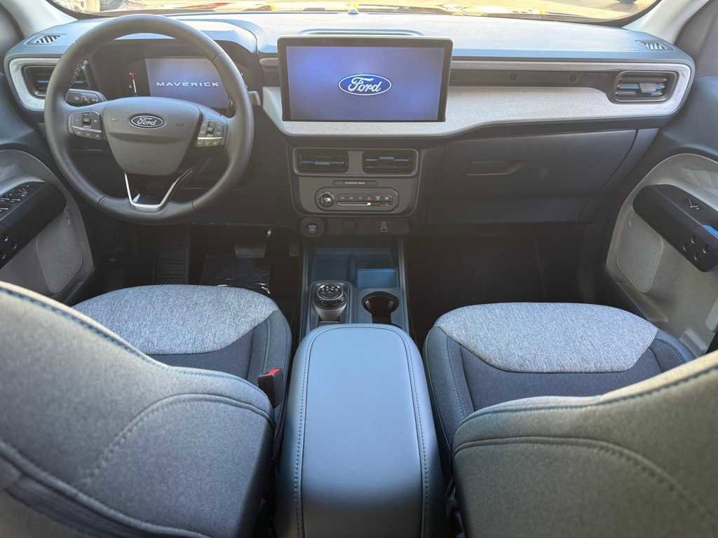 New 2025 Ford Maverick XLT w/ XLT Luxury Package image 18