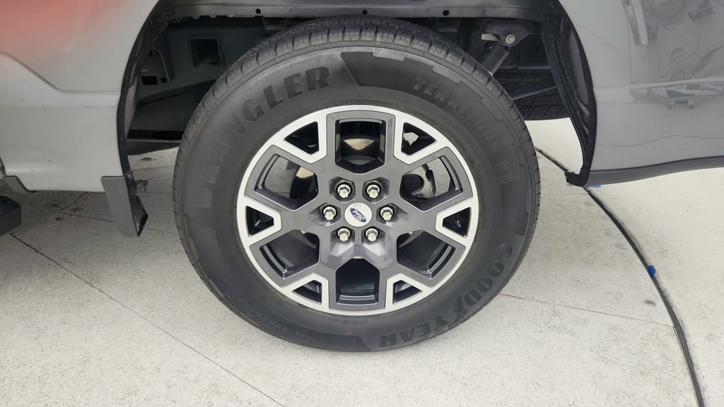 Used 2024 Ford F150 STX w/ Mobile Office Package RWD image 27