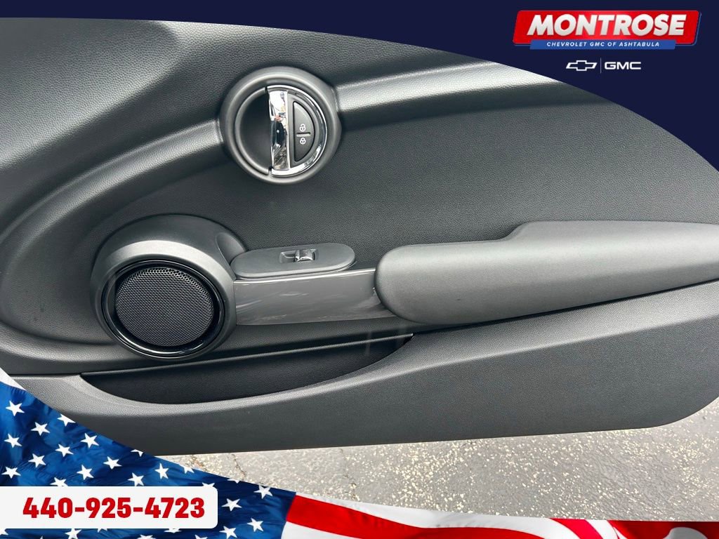 Used 2020 MINI Cooper 2-Door Hardtop image 21