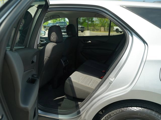 Used 2024 Chevrolet Equinox LT FWD image 15