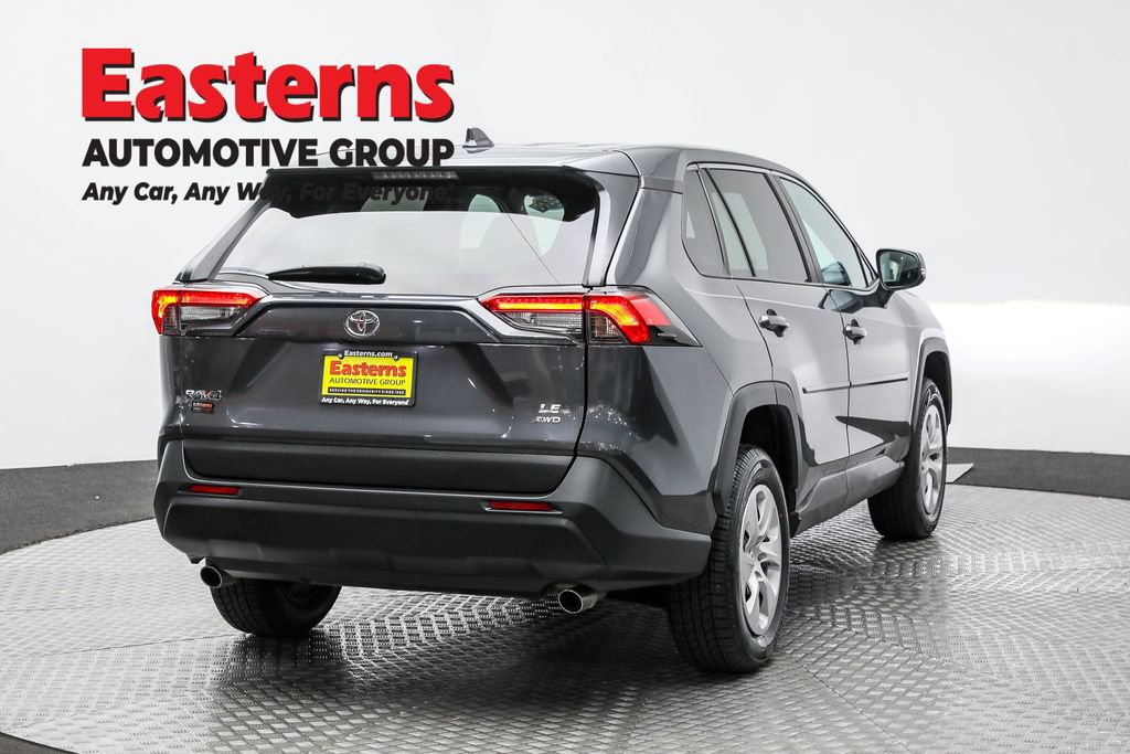 Used 2023 Toyota RAV4 LE image 5