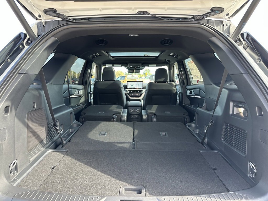 New 2025 Ford Explorer ST w/ Sun And Sound Package image 11