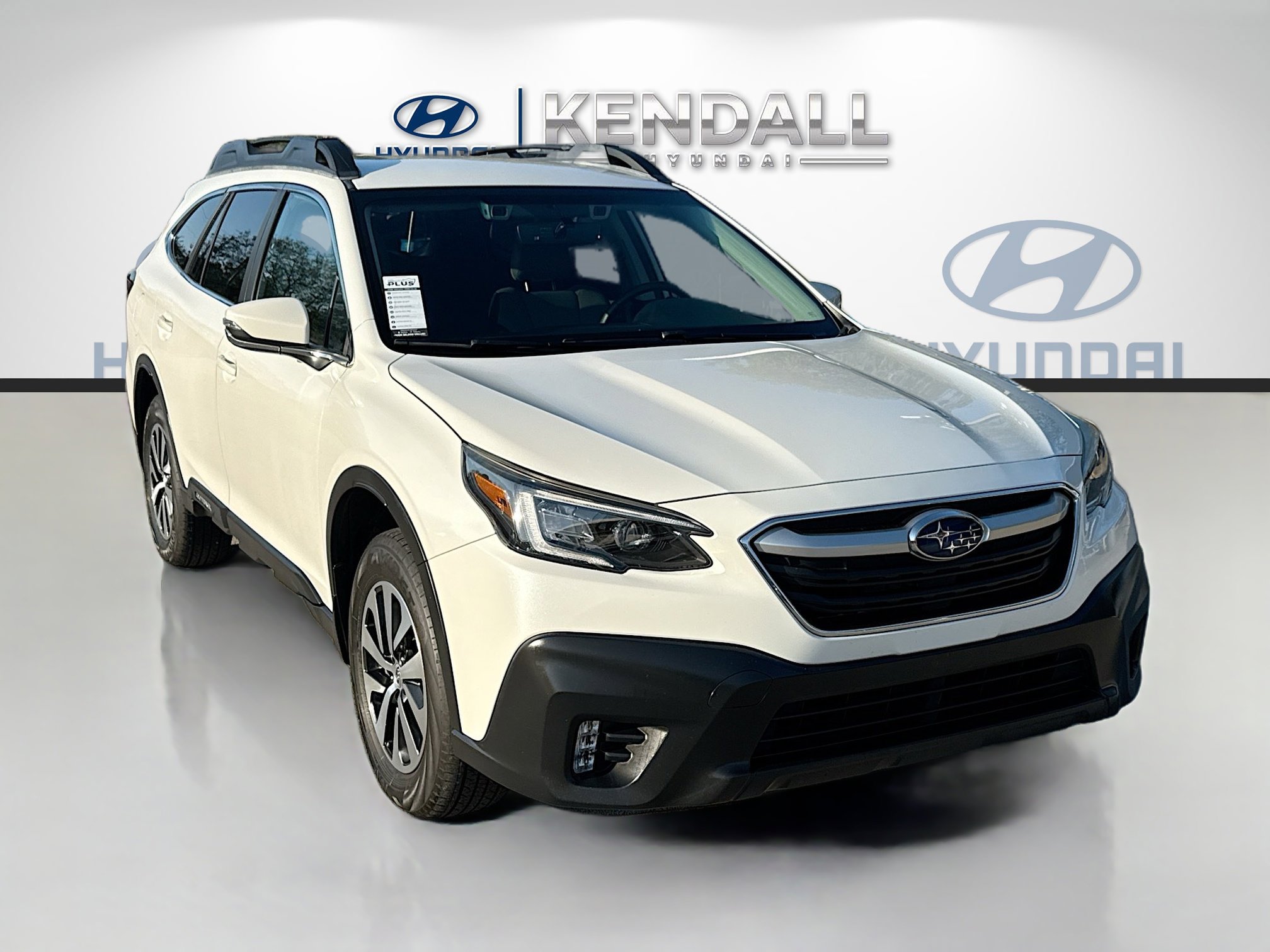 Used 2022 Subaru Outback Premium image 1