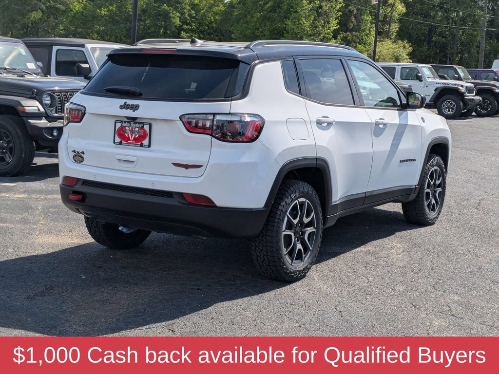 New 2026 Jeep Compass Trailhawk w/ Sun, Sound & Navigation Group AWD/4WD image 5