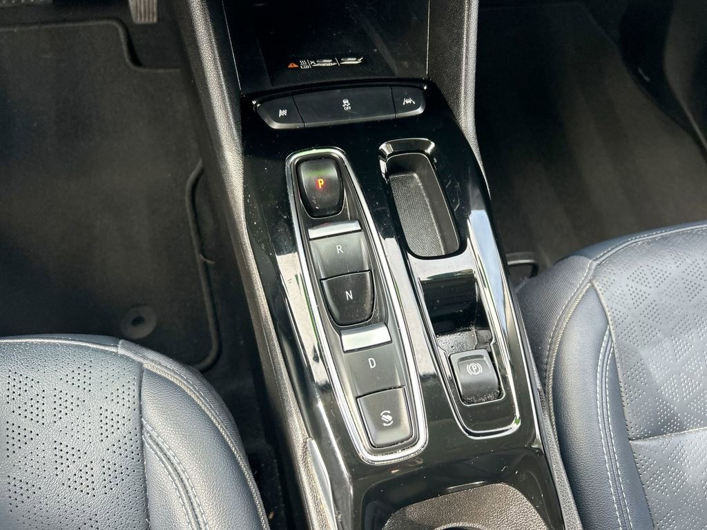 Certified 2023 Chevrolet Bolt EUV Premier w/ Sun & Sound Package image 18