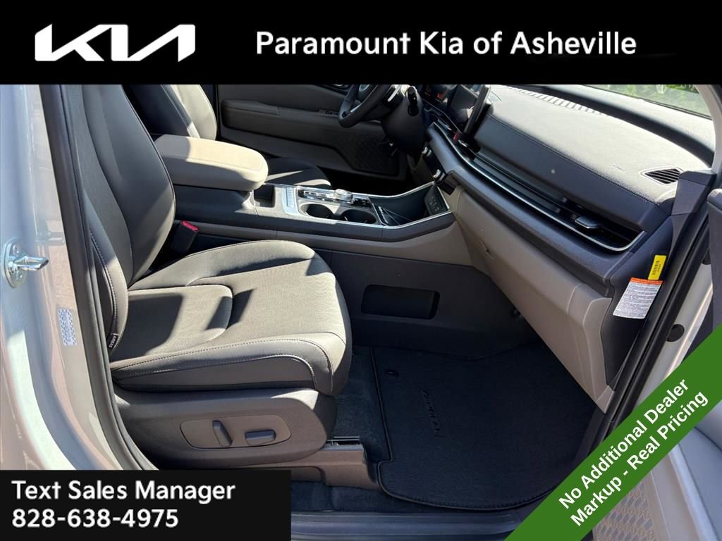 New 2026 Kia Carnival EX image 20