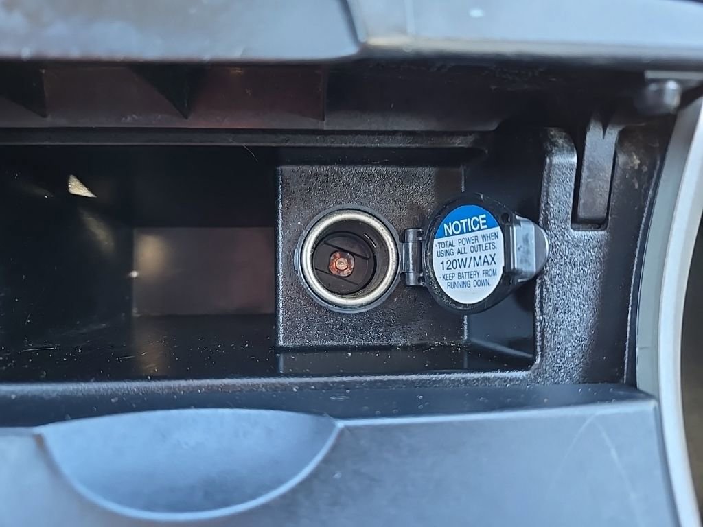 Used 2010 Toyota Corolla LE image 21