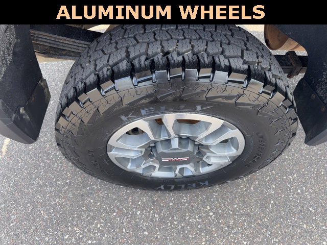 Used 2023 GMC Sierra 2500 SLE w/ SLE Value Package; image 10