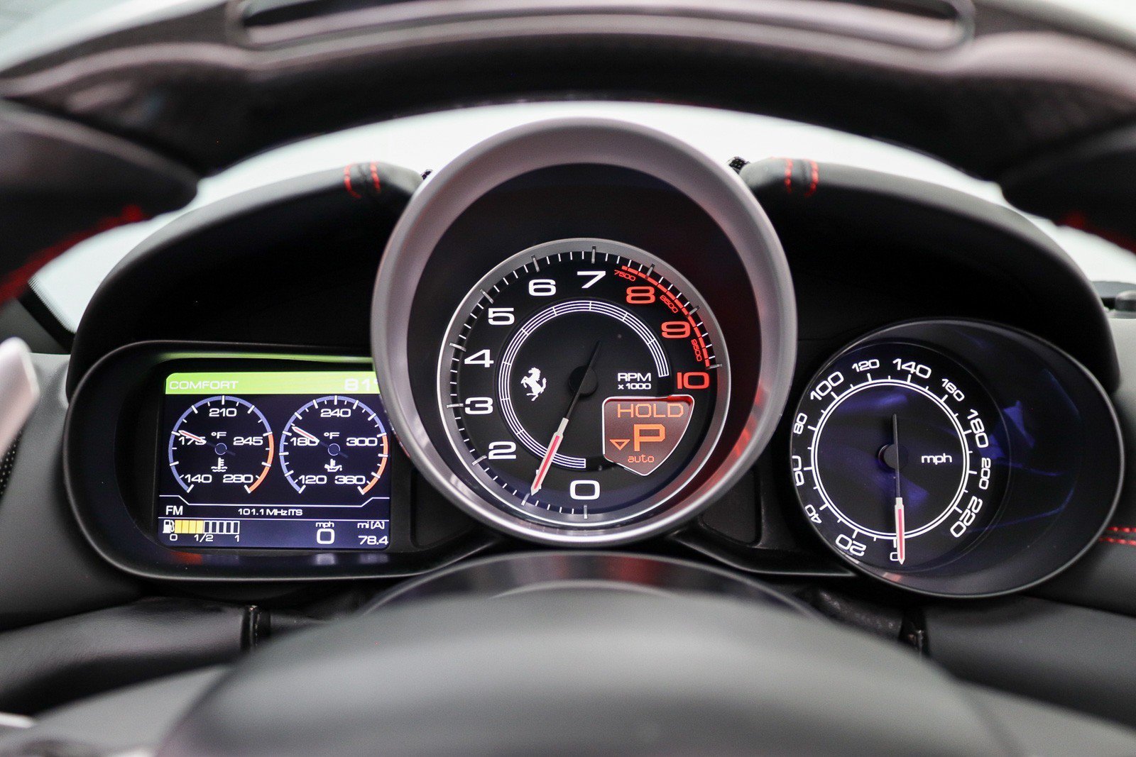 Used 2016 Ferrari California T RWD image 39