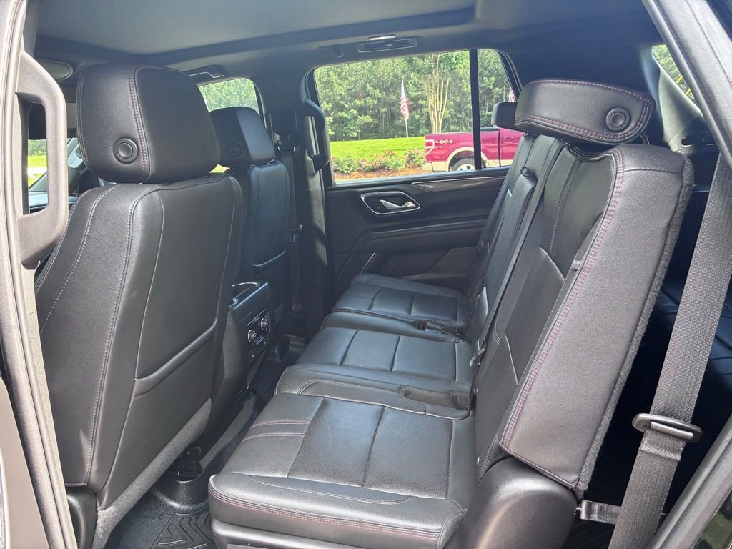 Used 2023 Chevrolet Tahoe RST RWD image 13