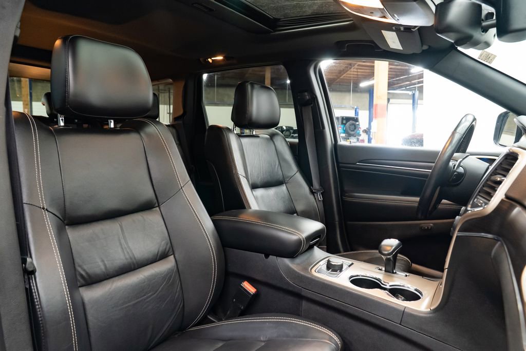 Used 2015 Jeep Grand Cherokee Limited image 31