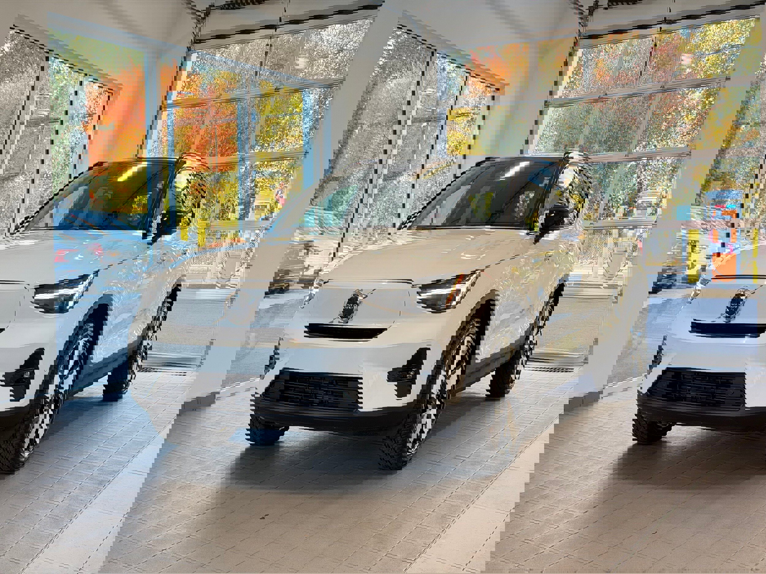 New 2026 Volvo EX40 Plus w/ Climate Package image 2