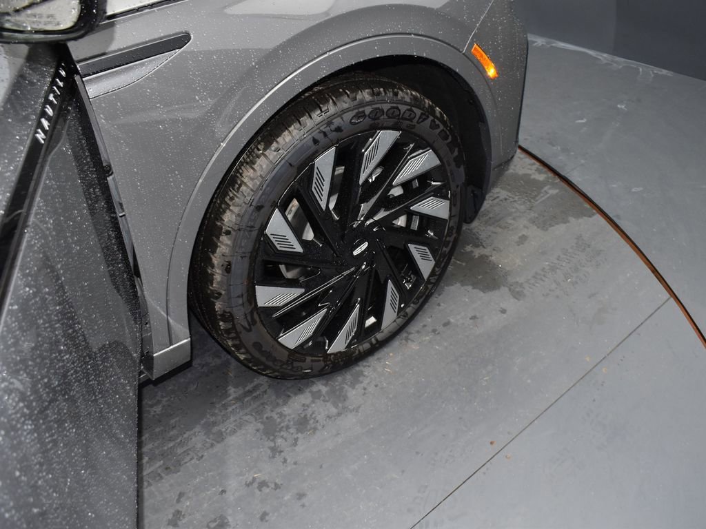 New 2026 Lincoln Nautilus Black Label w/ Jet Appearance Package image 17