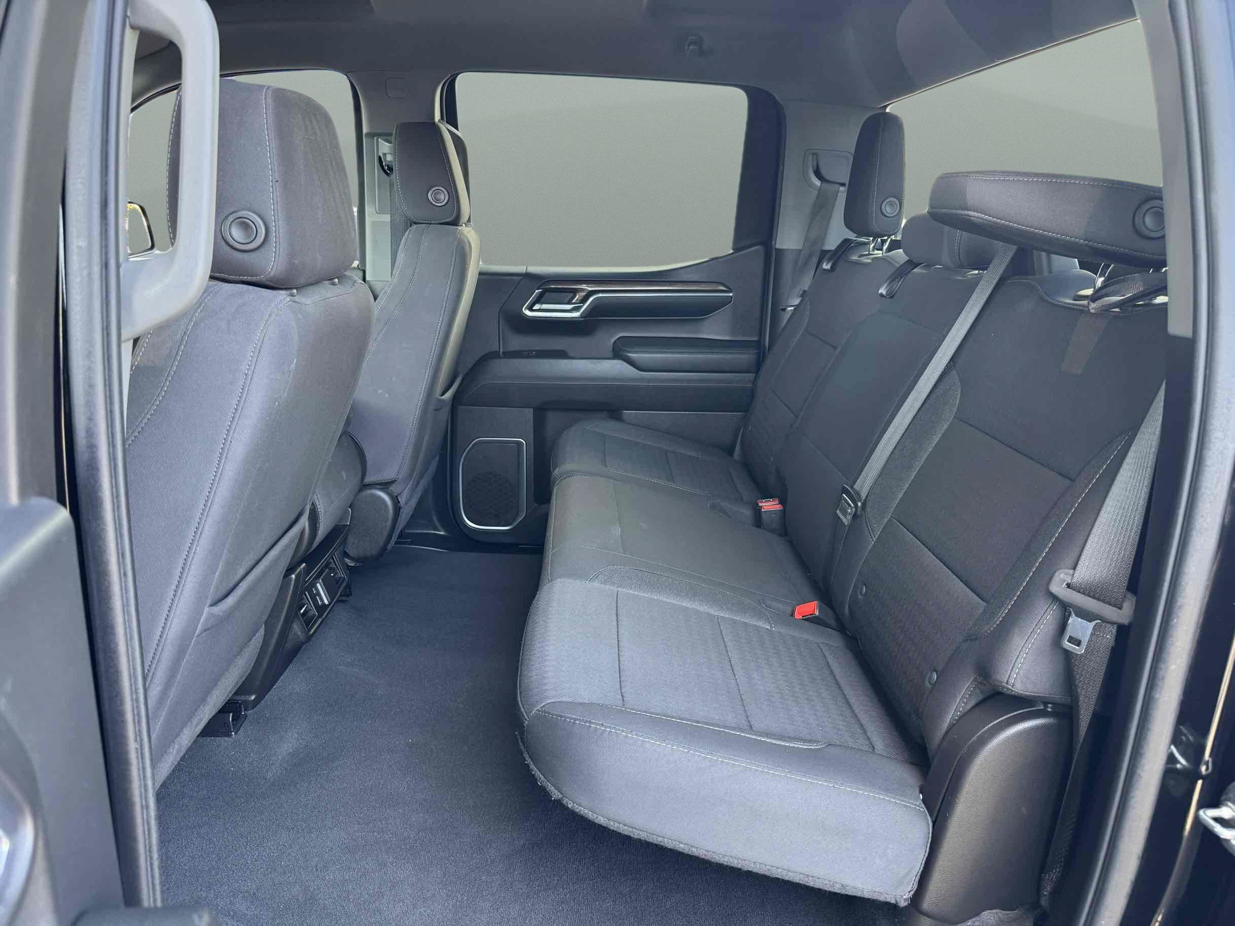 Used 2024 Chevrolet Silverado 1500 LT w/ Protection Package AWD/4WD image 11