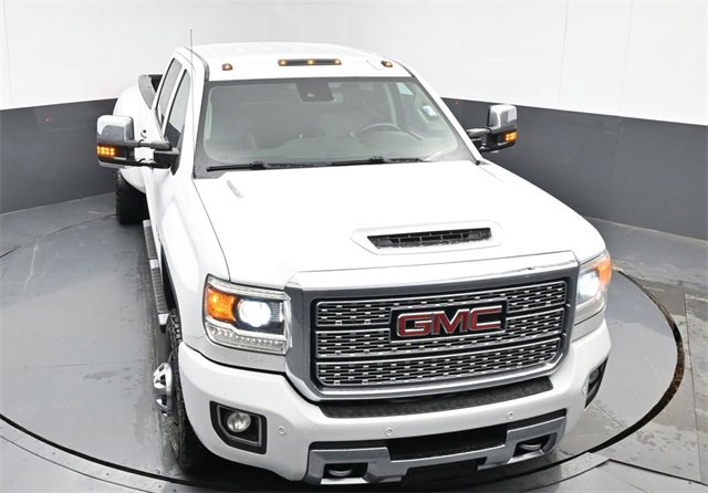 Used 2018 GMC Sierra 3500 Denali w/ Duramax Plus Package image 35