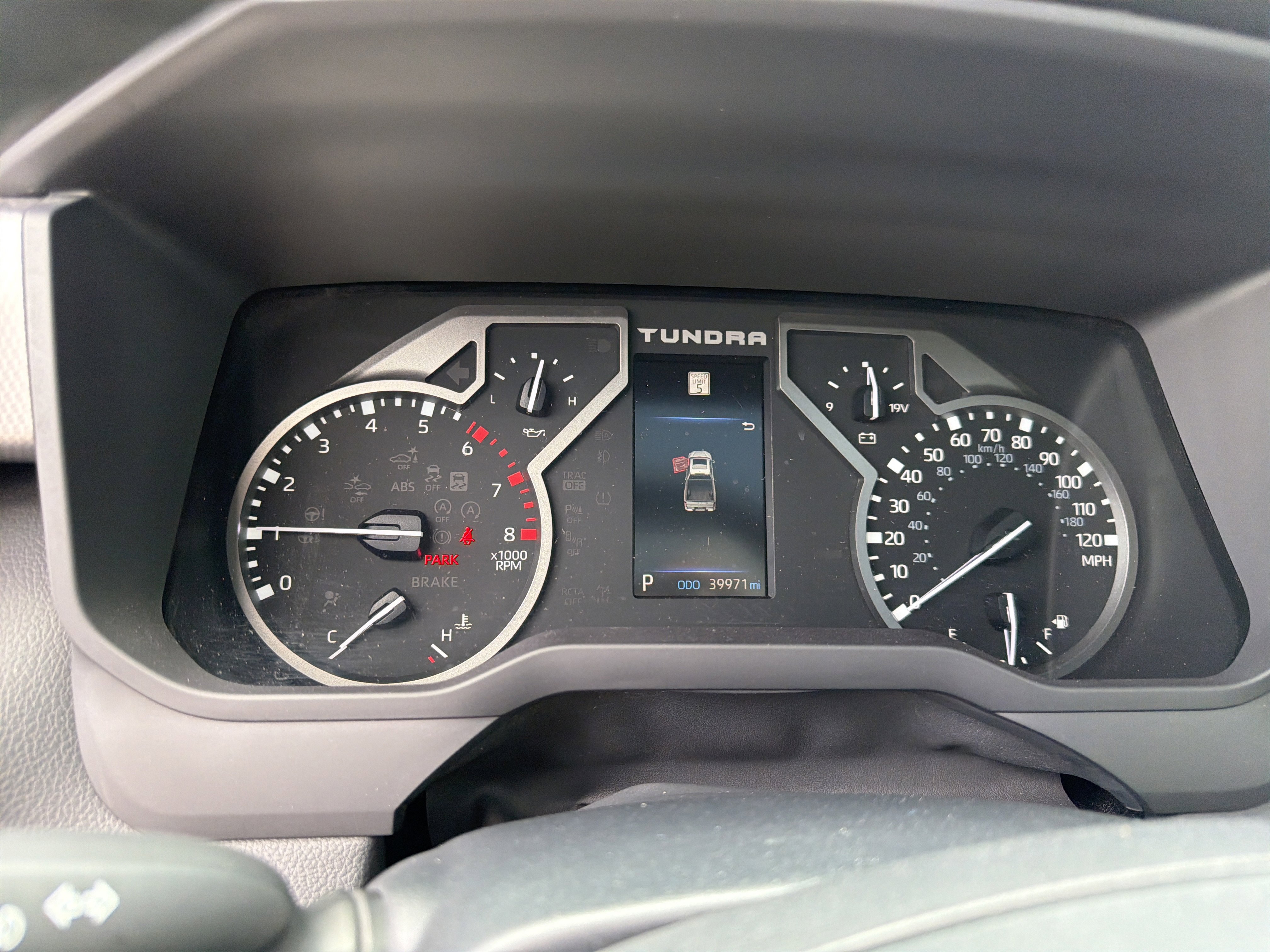 Used 2023 Toyota Tundra Limited w/ TRD Off-Road Package image 20