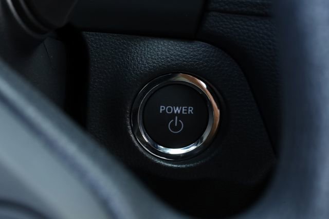 Used 2025 Toyota RAV4 XLE image 8