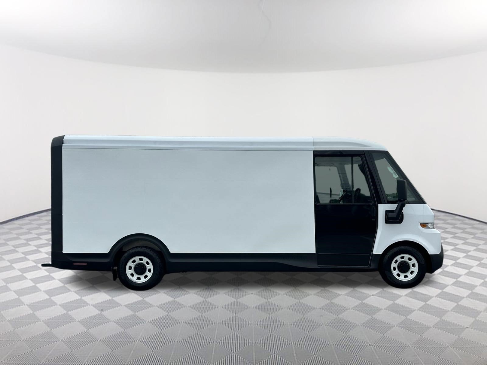 Used 2024 Chevrolet Brightdrop 600 w/ Commercial Equipment Package AWD/4WD image 4