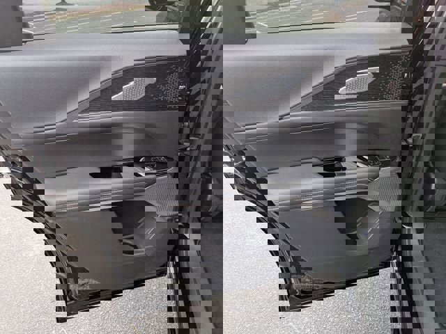 New 2026 Cadillac Lyriq V image 27