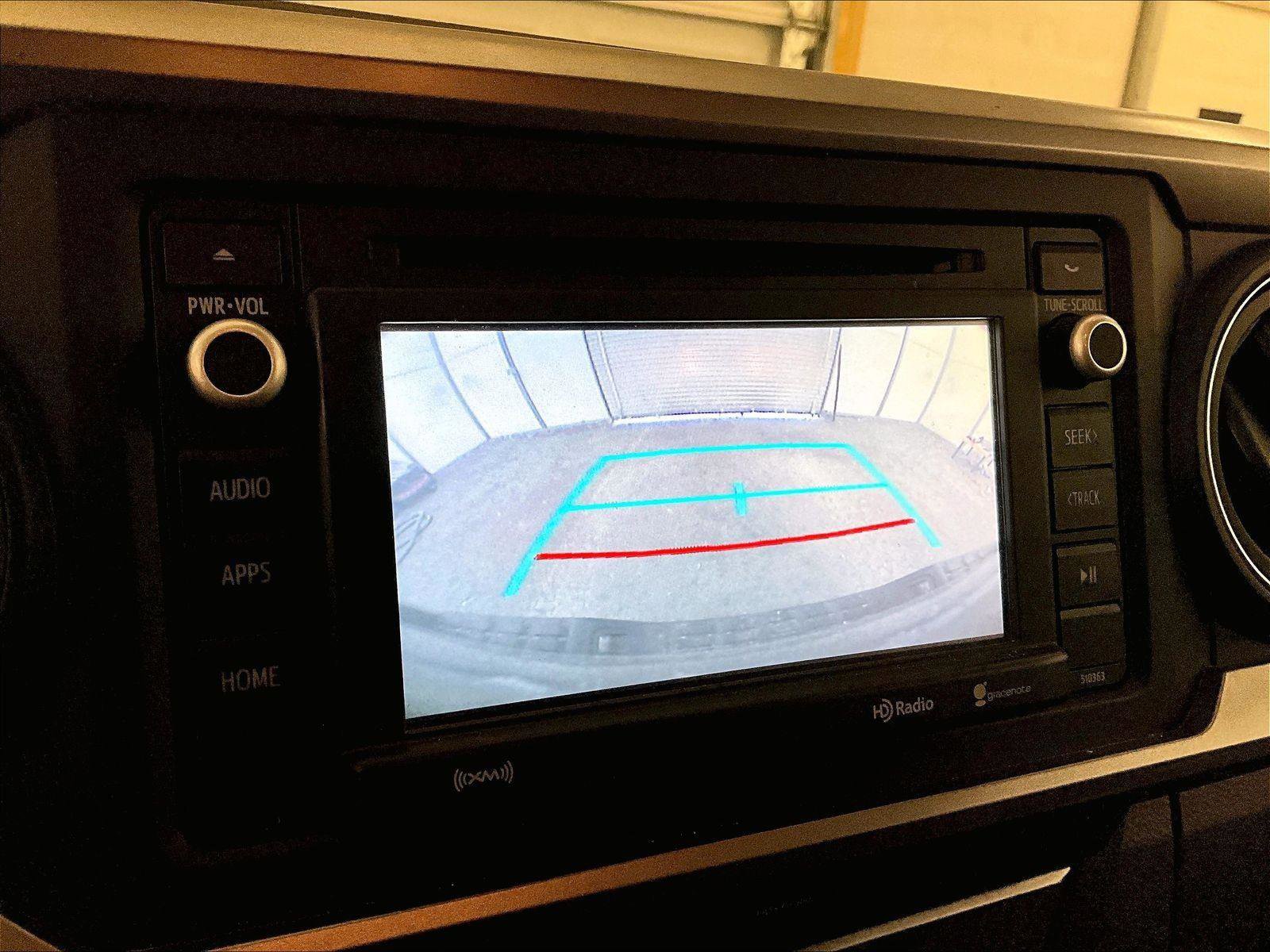 Used 2018 Toyota Tacoma SR5 AWD/4WD image 20